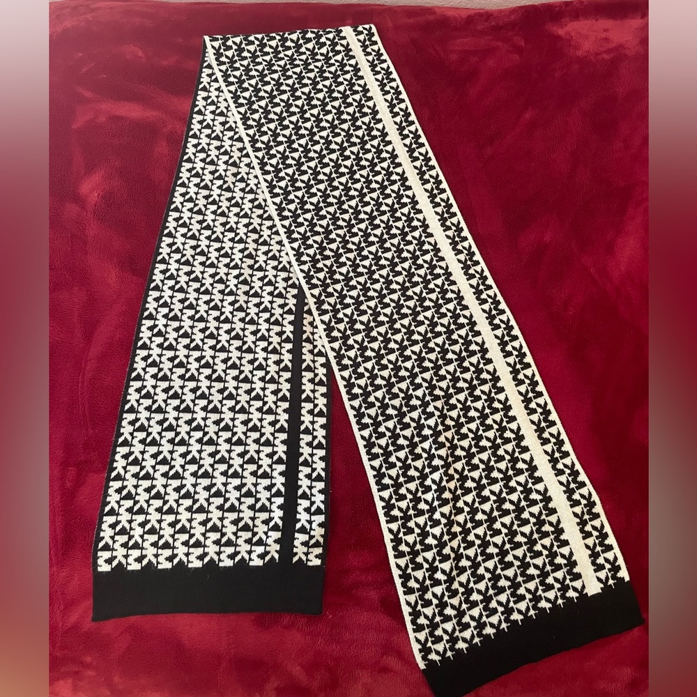 Michael Kors monogram scarf